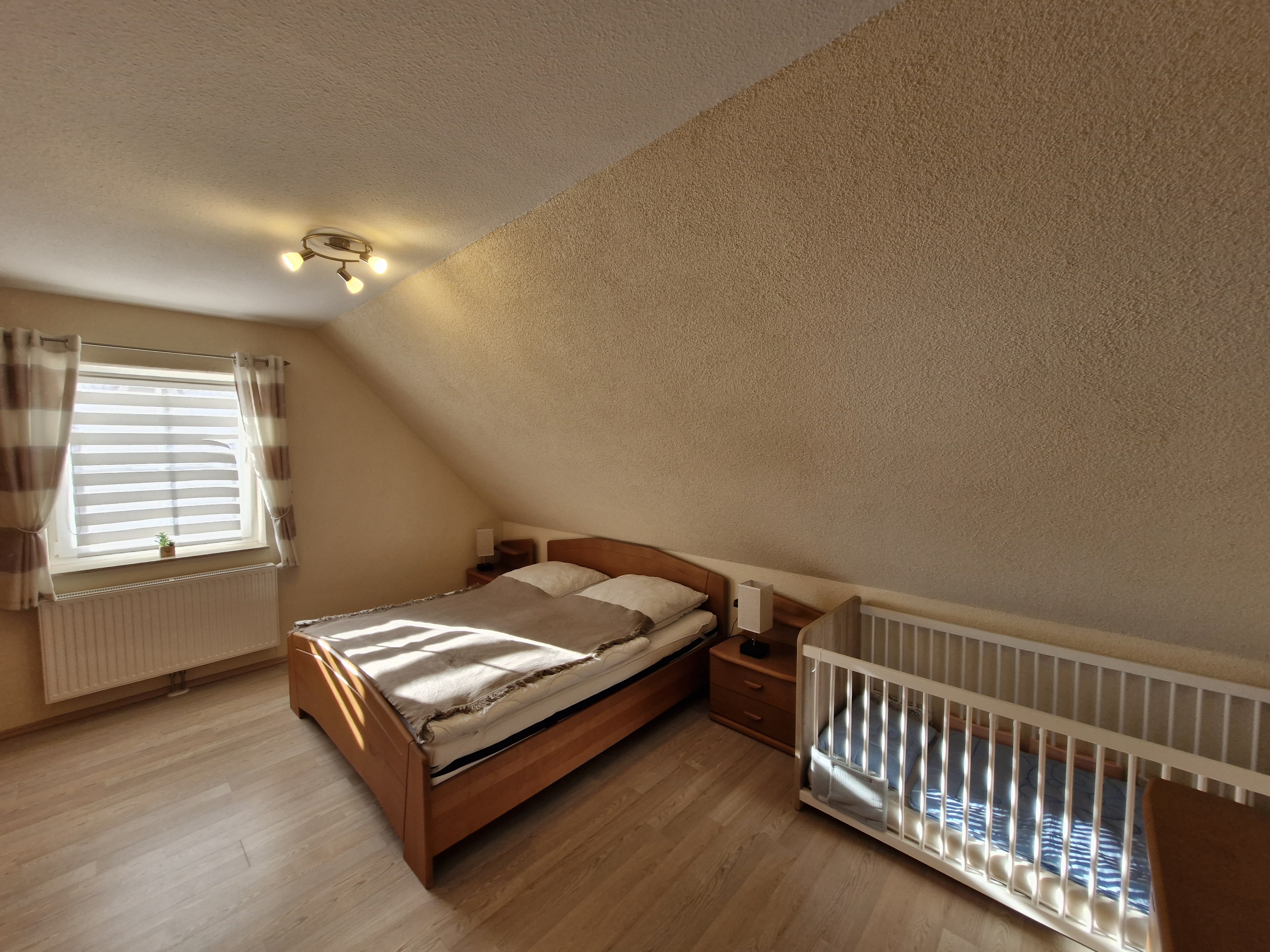 Großes-Schlafzimmer